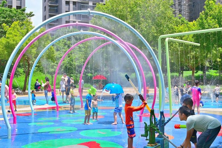 潭雅神綠園道大雅中科公園旁戲水區暑假開放。　圖：臺中市政府觀光旅遊局／提供