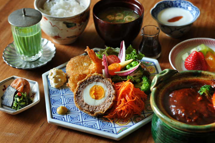 ▲明治時期的「文明開化早餐」。　圖：星野集團／提供