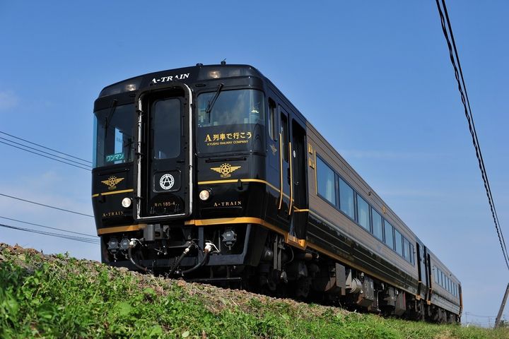 ▲JR九州「A列車」帶給旅人洋溢大人氛圍的微醺鐵道體驗。　圖：太平洋旅行社／提供