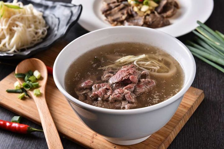 ▲咩灣裡羊肉店-羊肉湯。　圖：台南市政府觀光旅遊局（咩灣裡羊肉店提供）／提供