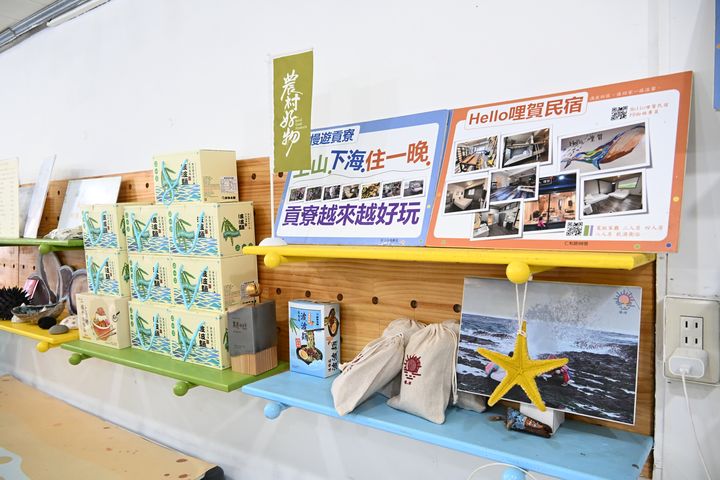 ▲從養殖、生產加工、品牌經營到體驗觀光，李勝興一步步走出屬於貢寮的6級產業發展模式。　記者-王政／攝