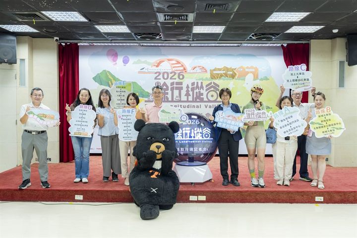 ▲「2026徐行縱谷」啟動儀式大合照。　圖：花東縱谷國家風景區管理處／提供