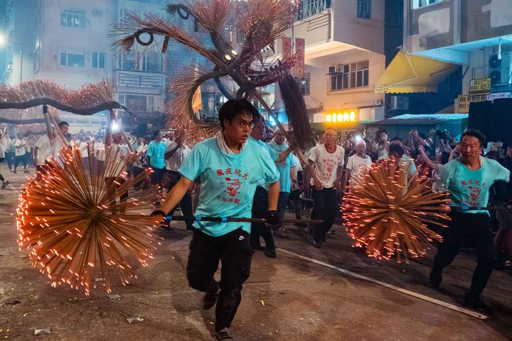 ▲獲列入國家級非物質文化遺產名錄的「大坑舞火龍」，今年已147載，是香港中秋慶典的經典重頭戲。　圖：香港旅遊發展局／提供