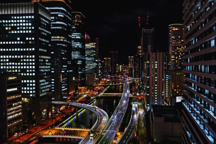 ▲「Wow Us」觀景台位於「大阪光芒飯店 the Tower」下層16樓。　圖：photoAC／來源